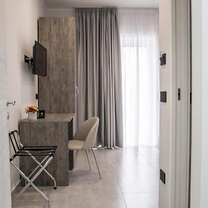 Camera standard con letto king size
